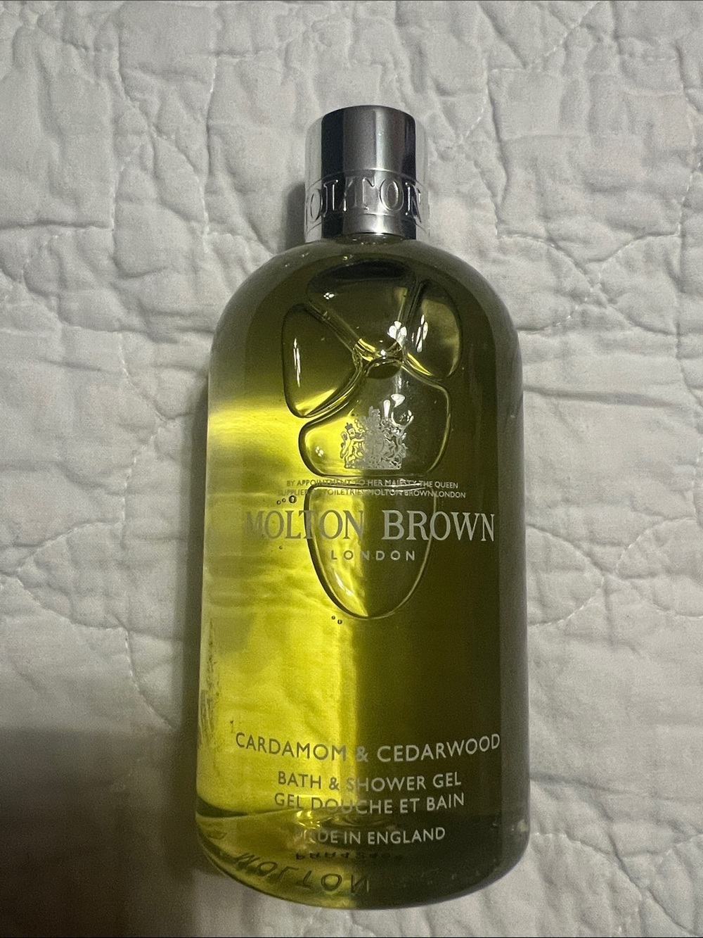 Molton Brown bath and body gel Cardamom & Cedarwood 10 oz